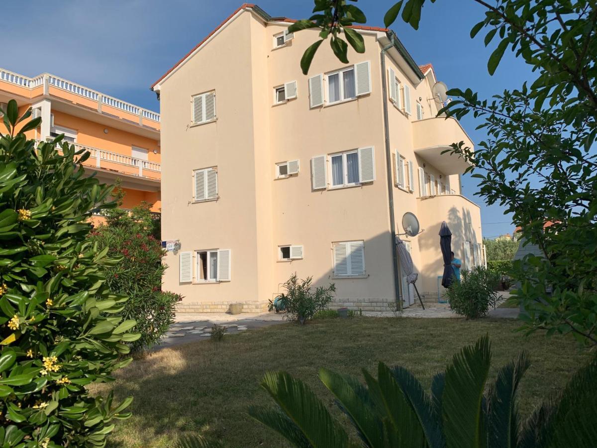 Apartman Theresa Barbat na Rabu Zewnętrze zdjęcie