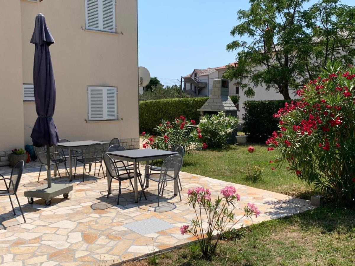 Apartman Theresa Barbat na Rabu Zewnętrze zdjęcie