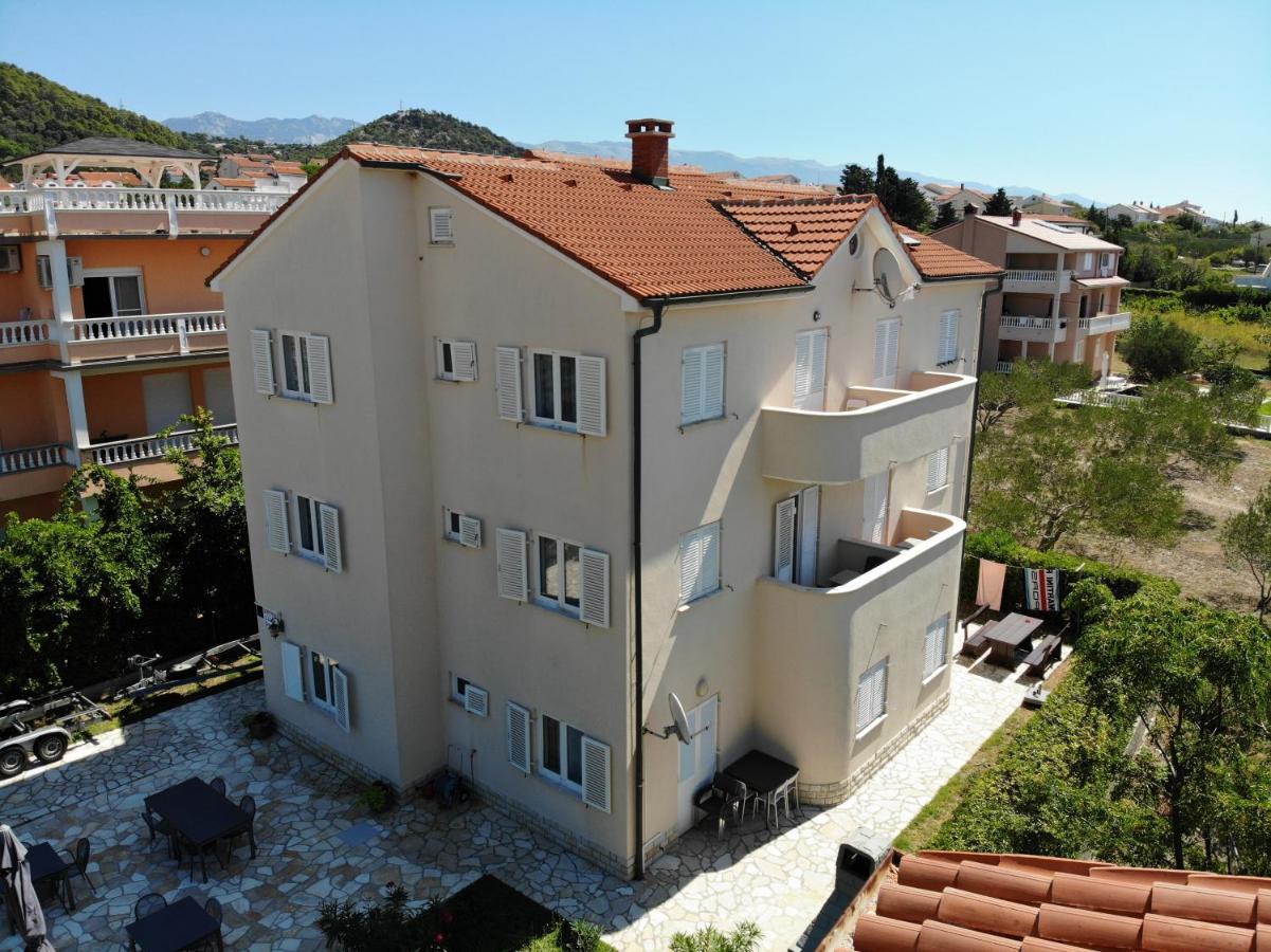 Apartman Theresa Barbat na Rabu Zewnętrze zdjęcie